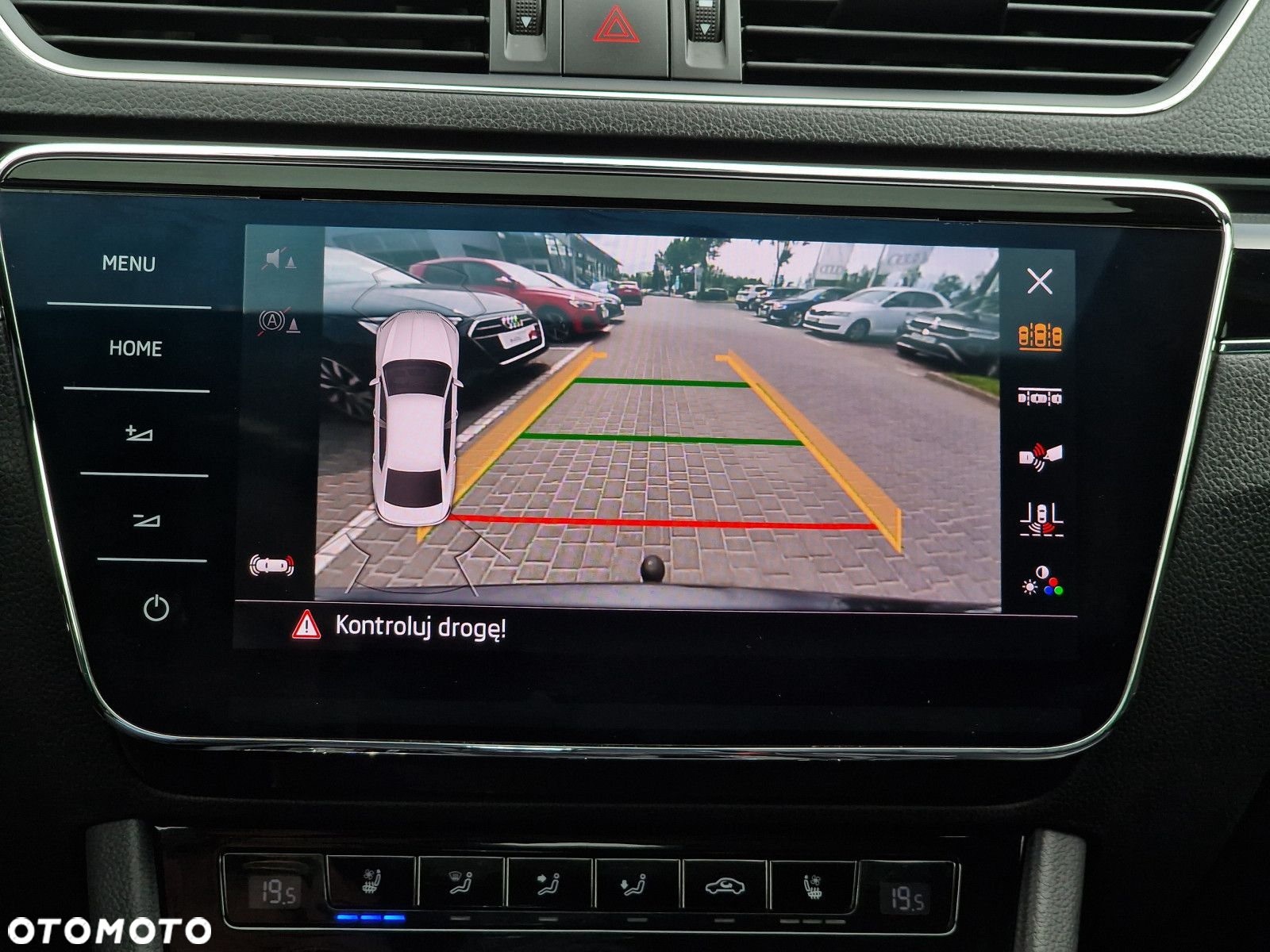 Skoda Superb 2.0 TSI 4x4 L&K DSG - 37
