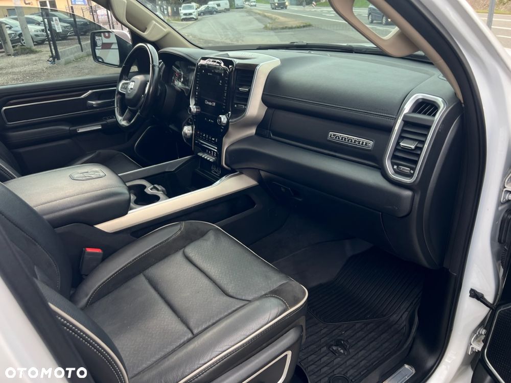 RAM 1500 Crew Cab Laramie - 15