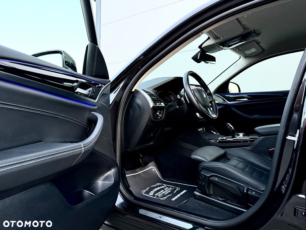 BMW X4 xDrive20d xLine - 23