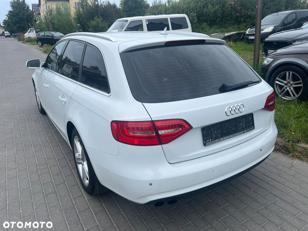 Audi A4 Avant 2.0 TDI DPF multitronic Attraction - 5