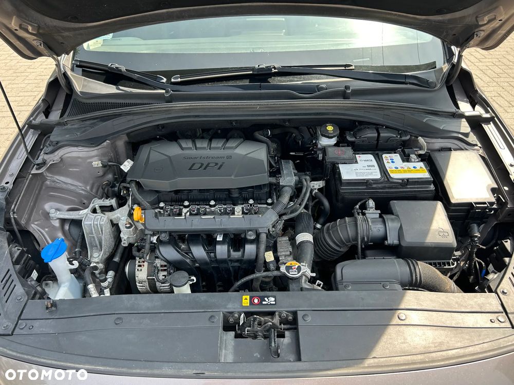 Hyundai i30 1.5 DPI Classic + - 16