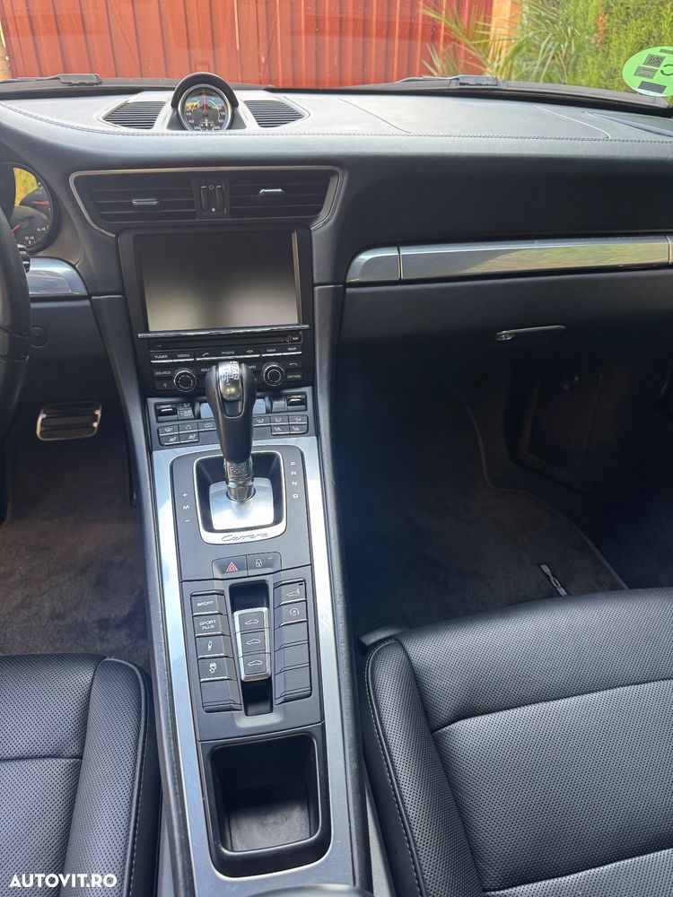 Porsche 911 Carrera PDK Black Edition - 13