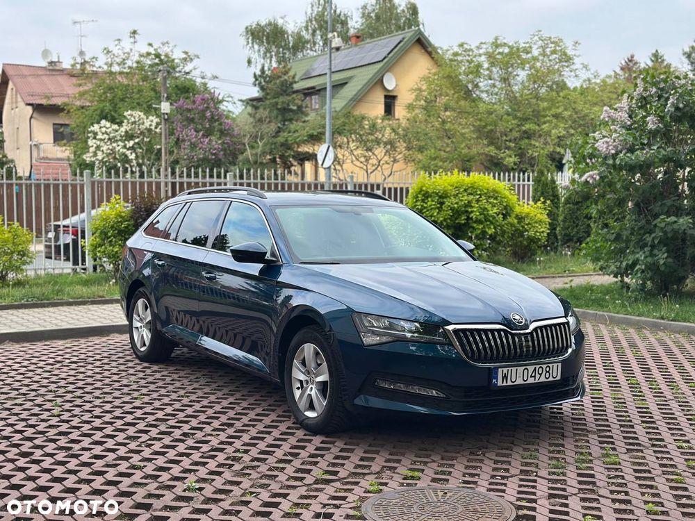 Skoda Superb 2.0 TDI DSG Ambition - 1
