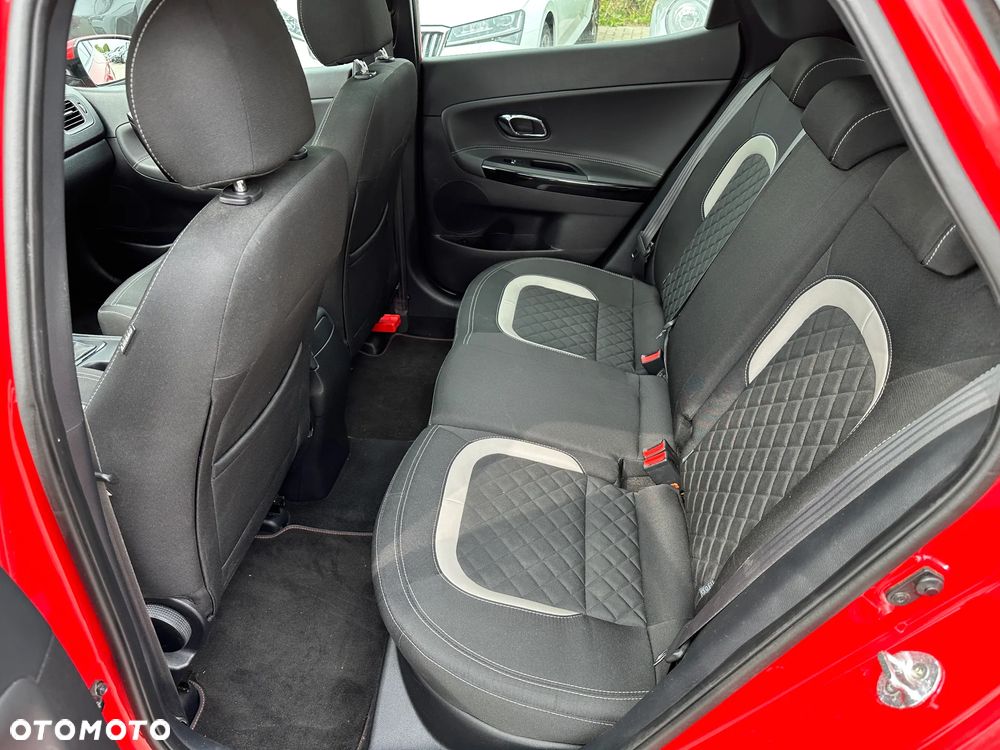 Kia Ceed - 21
