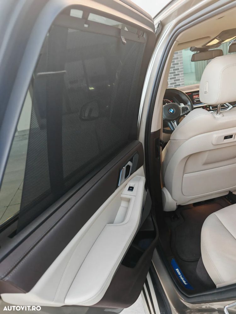 BMW X5 xDrive40i - 13