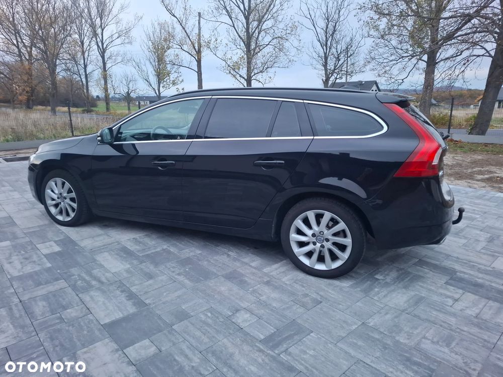 Volvo V60 2017 photo 4