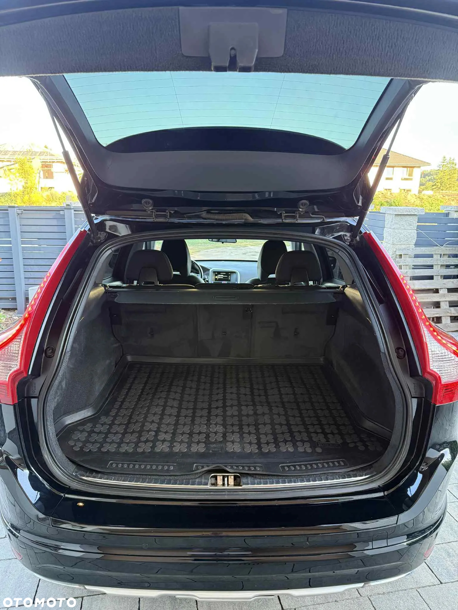 Volvo XC 60 D4 Drive-E Momentum - 22