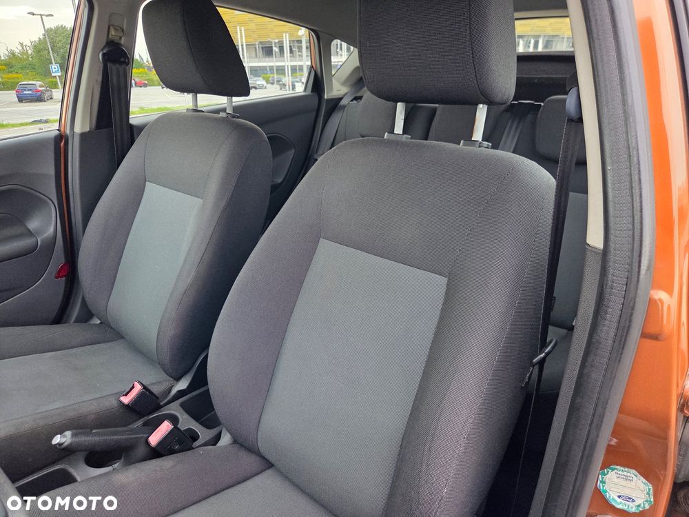 Ford Fiesta 1.25 Ambiente - 9