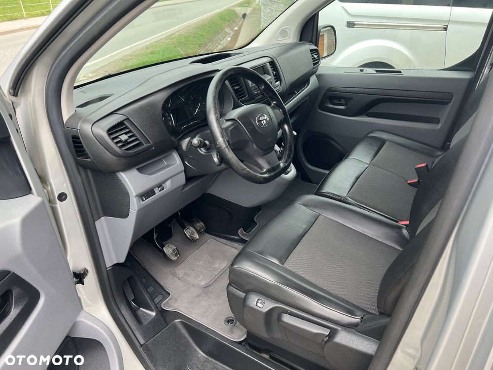 Toyota Proace - 10