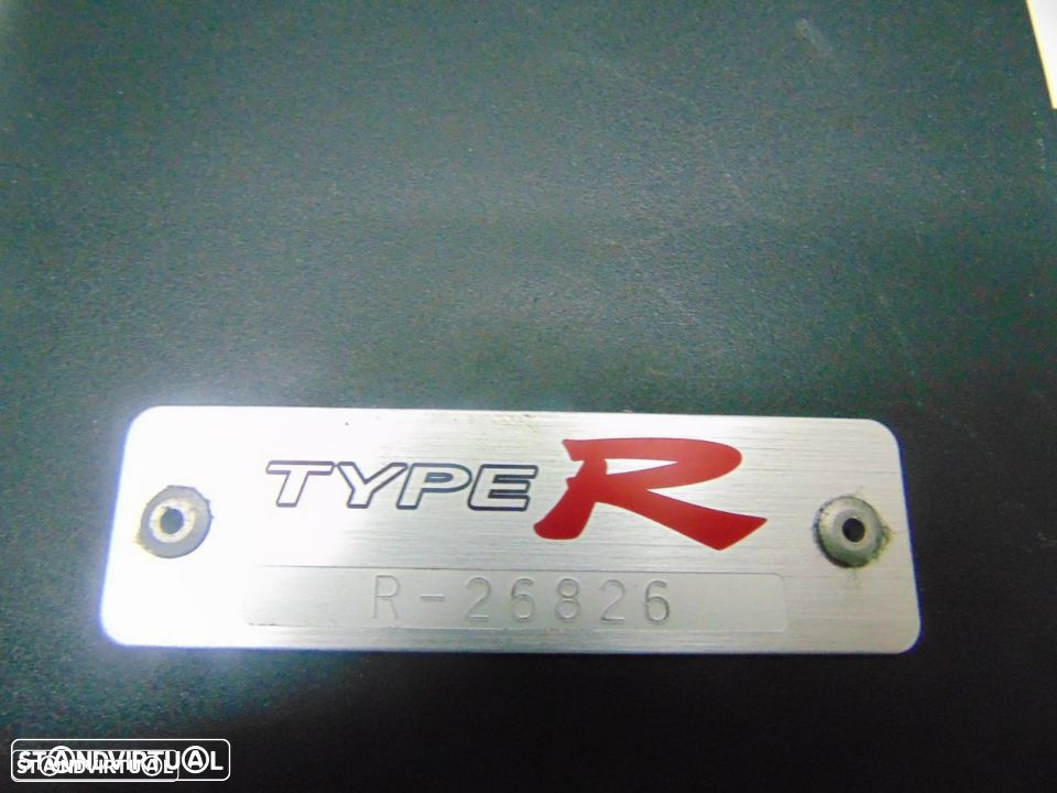 Honda Civic Type R - consola central - 5