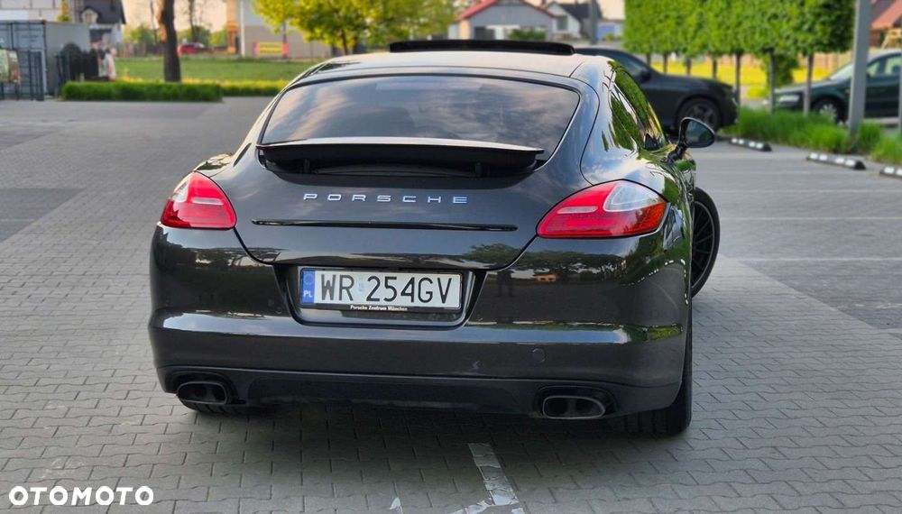Porsche Panamera Diesel Platinum Edition - 22