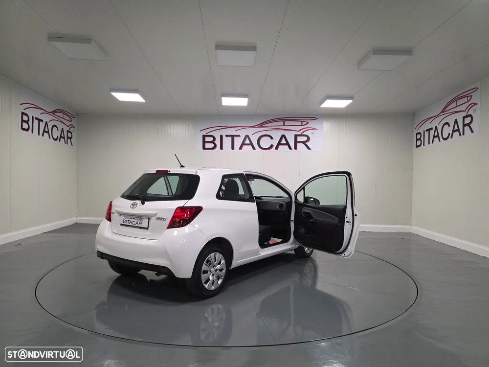 Toyota YARIS BIZZ 1.4 D-4D 90CV IVA DEDUTIVEL - 42