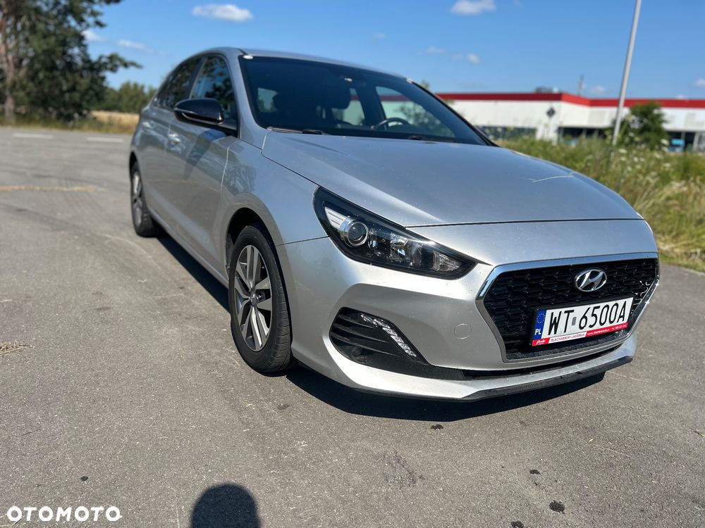Hyundai i30 1.4 T-GDI Comfort DCT - 4