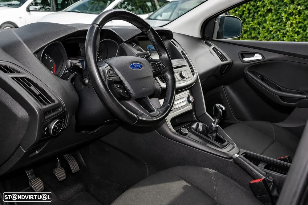Ford Focus 1.0 EcoBoost S&S ACTIVE STYLE - 11
