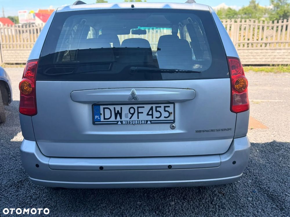 Mitsubishi Space Star 1.6 Family - 4
