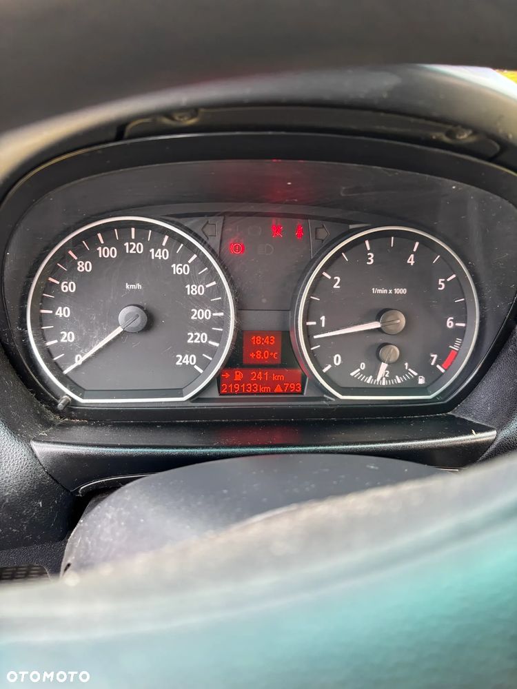 BMW Seria 1 116i - 22