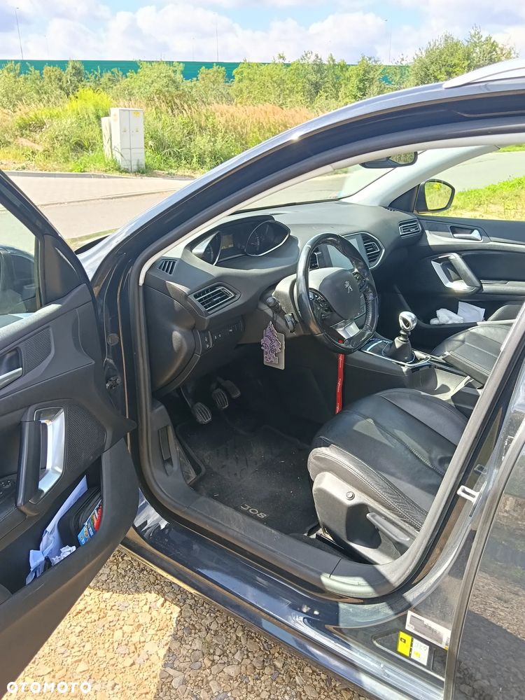 Peugeot 308 BlueHDi FAP 120 Stop&Start Winter Edition - 5
