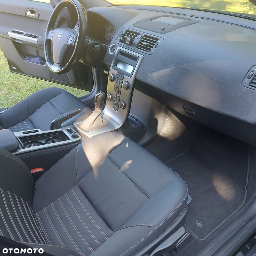 Volvo V50 2.0D Momentum - 7