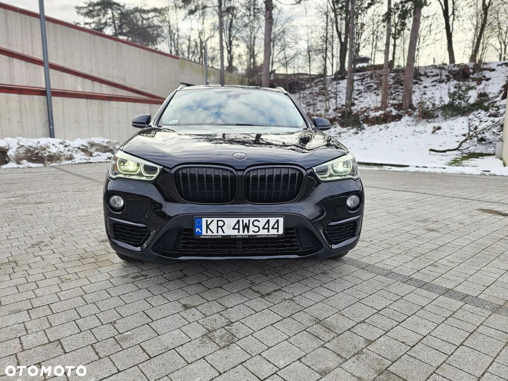 BMW X1 sDrive16d xLine - 13
