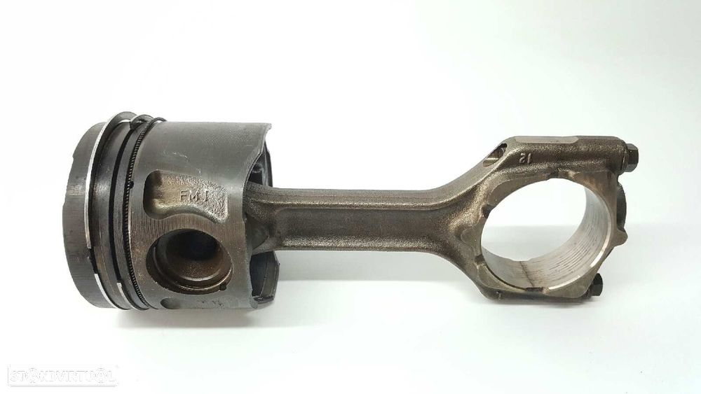 BIELA OPEL INSIGNIA BERLINA EDITION - 1