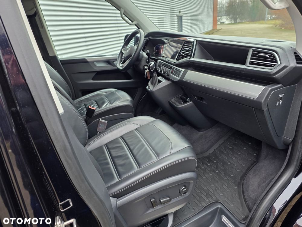 Volkswagen Multivan - 29