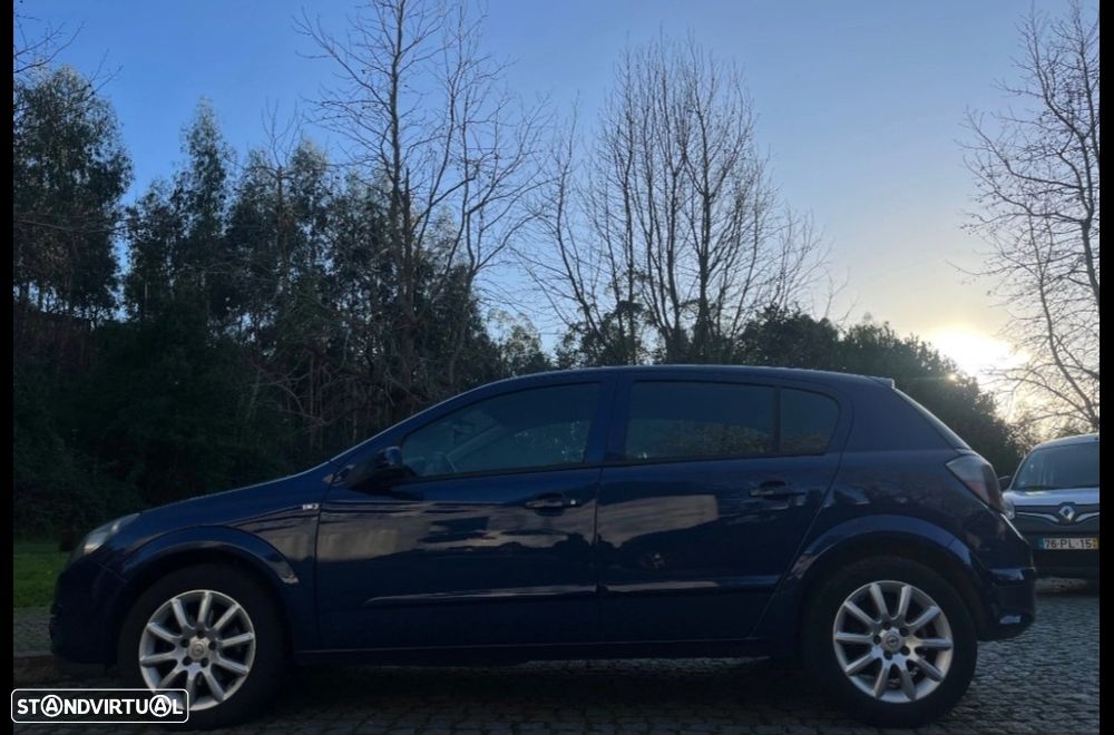 Opel Astra 1.7 CDTI Elegance - 3
