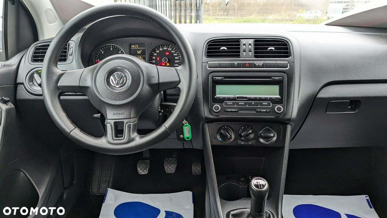 Volkswagen Polo - 18