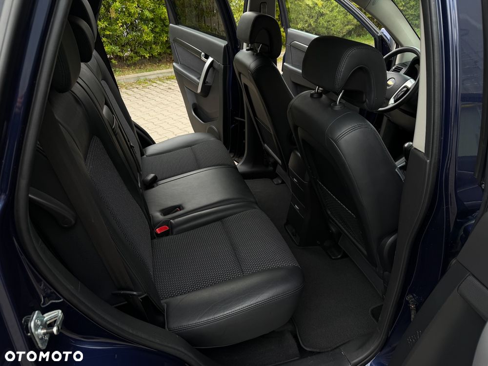 Chevrolet Captiva 2.4 2WD 7 Sitzer LS Family Edition - 18