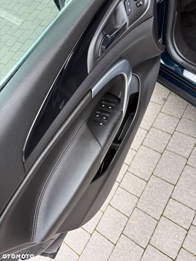 Opel Insignia 2.0 CDTI EcoFLEX Cosmo - 18