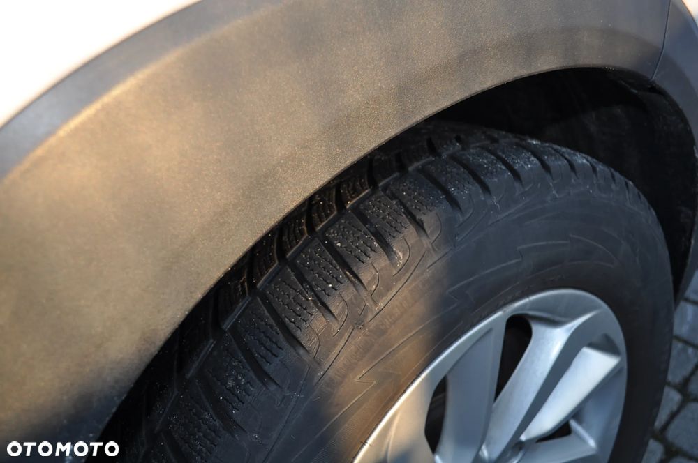 Hyundai Tucson 1.7 CRDI BlueDrive Comfort 2WD - 18