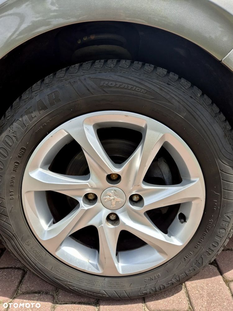 Peugeot 208 95 VTI Active - 18
