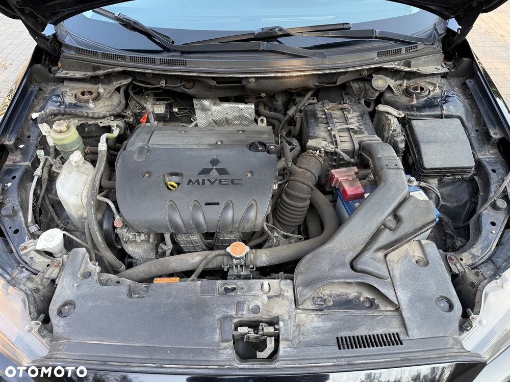 Mitsubishi Lancer 1.8 Intense - 31