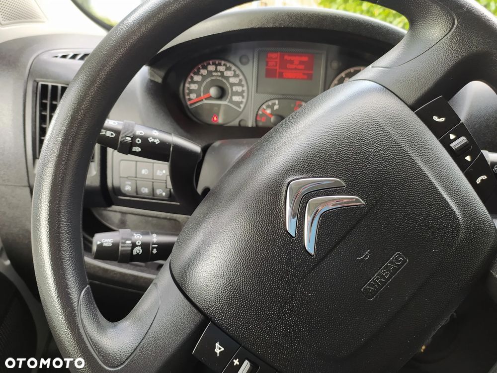 Citroën JUMPER 2021 MAŁY PRZEBIEG BOGATE WYPOSAŻENIE GWARANCJA MECHANICZNA 1-ROK F - VAT 23% - 17