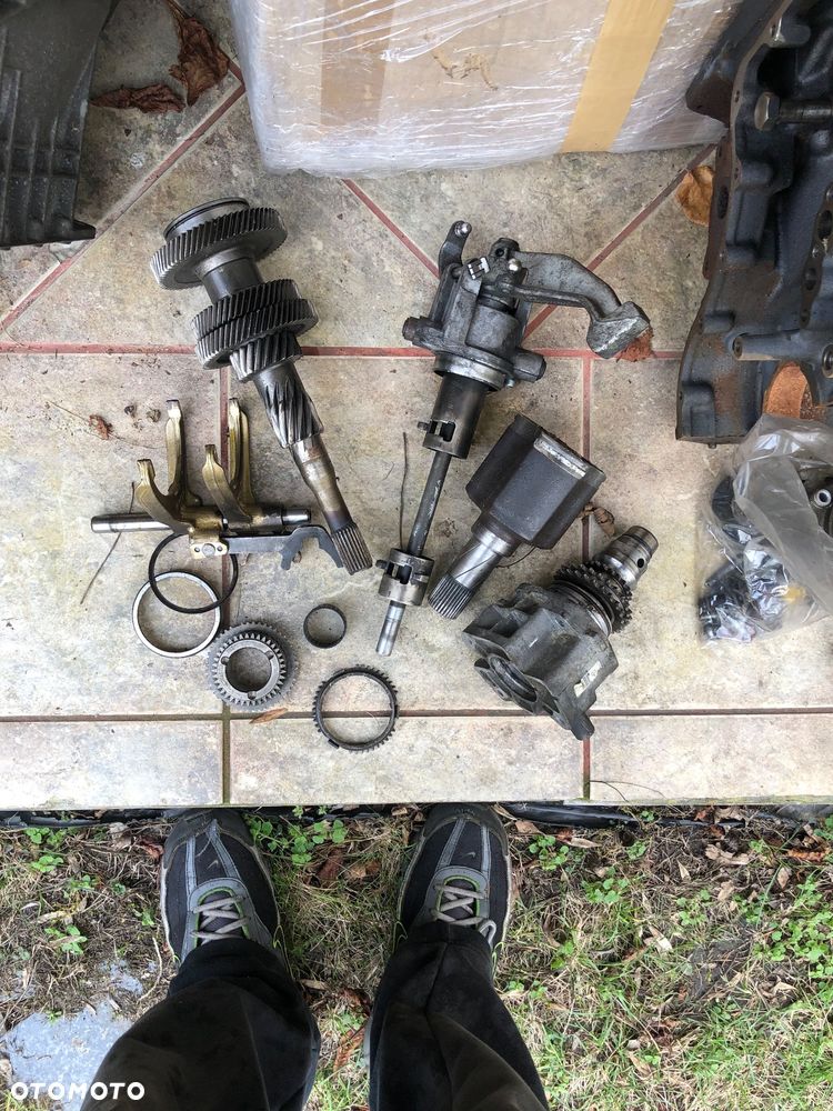 Obudowa skrzyni biegów i koła zębate ,wałki do skrzyni biegów Ducato 3,0 z Iveco - 8