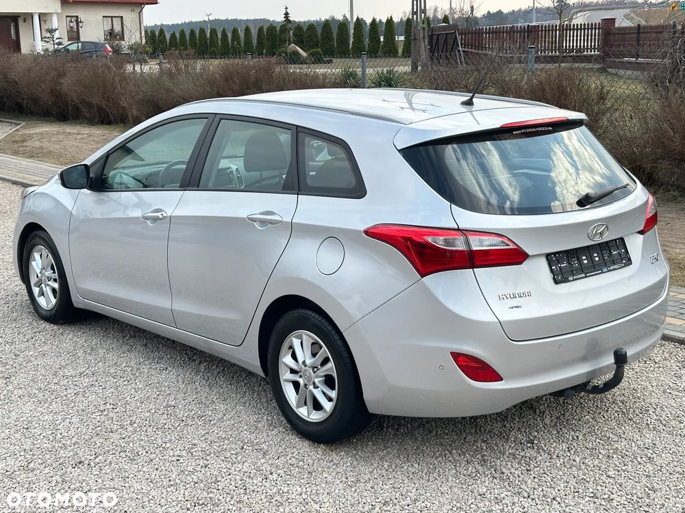 Hyundai i30 i30cw 1.6 CRDi Trend - 12