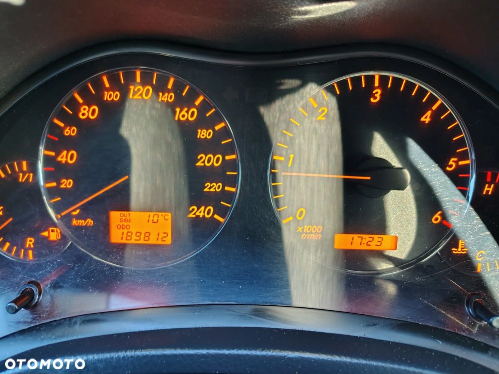 Toyota Avensis 2.0 D-4D Sol Plus - 5