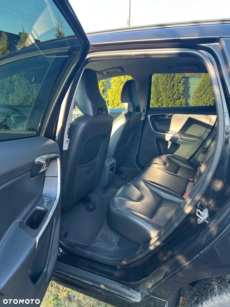 Volvo XC 60 D3 Drive-E Kinetic - 5