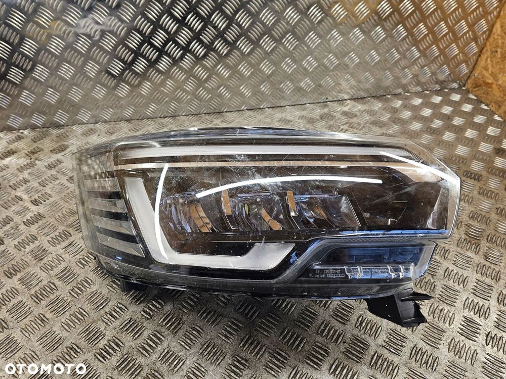 renault trafic iv 2021-2025 lampa przednia prawa full led 260102899r - 1