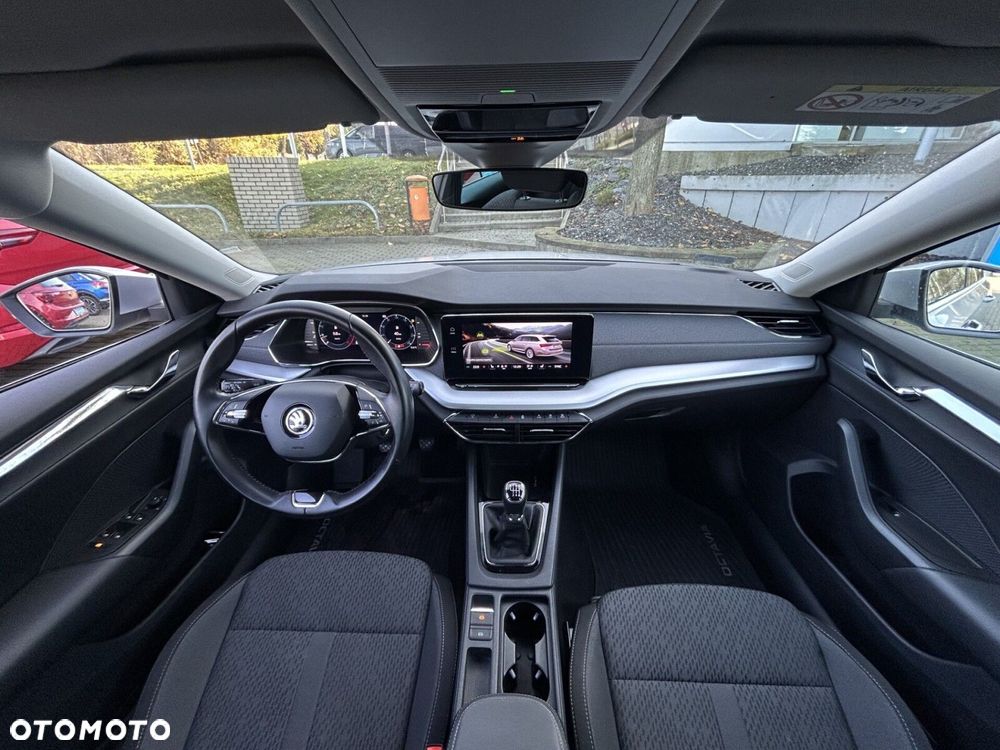 Skoda Octavia 1.5 TSI ACT Style - 10