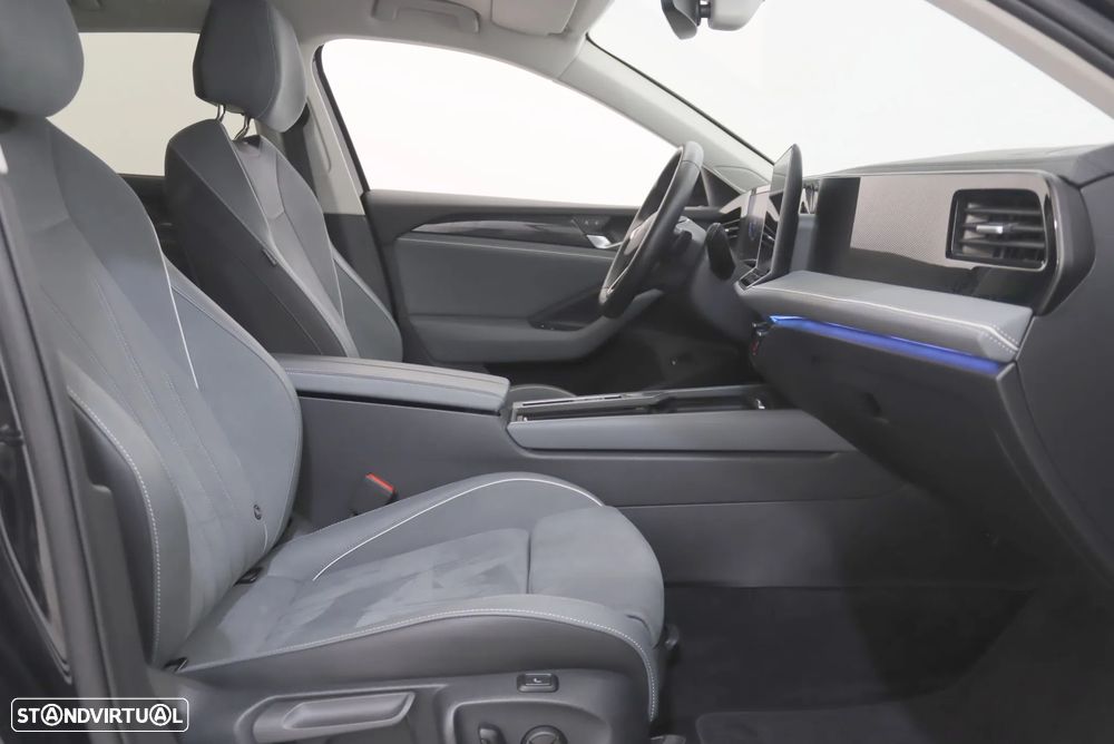 VW Passat Variant 2.0 TDI Business DSG - 10