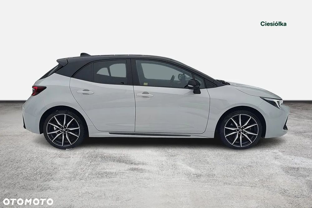 Toyota Corolla 2.0 Hybrid GR Sport Dynamic - 6