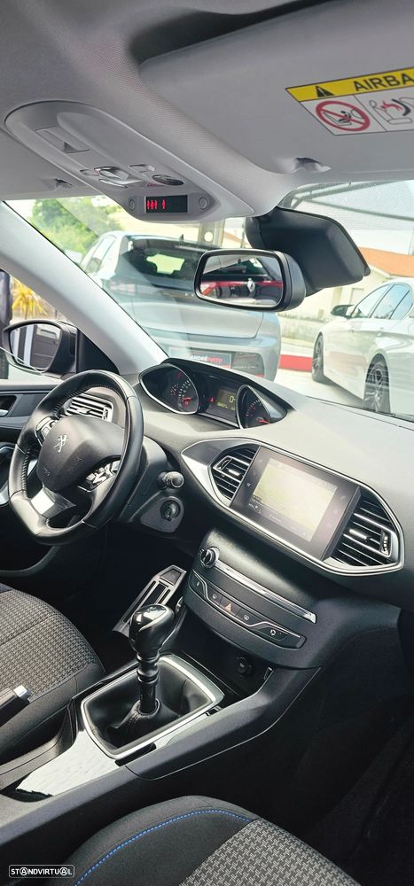 Peugeot 308 PureTech 130 Stop & Start Style - 10