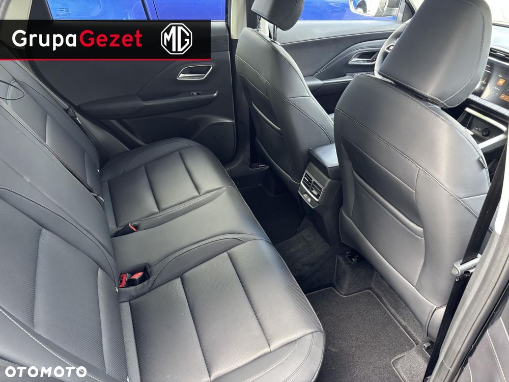 MG ZS - 19