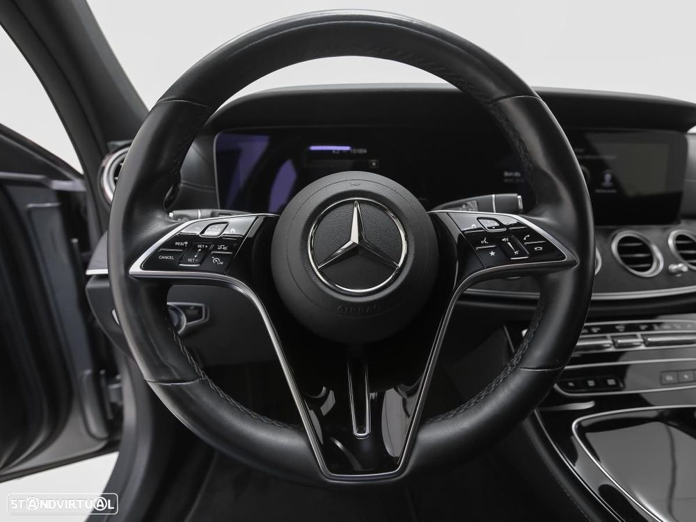 Mercedes-Benz E 300 de Exclusive Line - 17