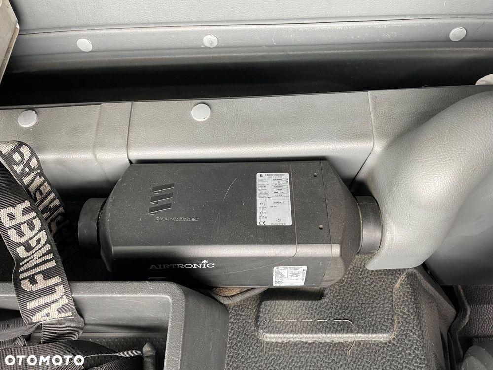 Mercedes-Benz 2533, Z Palfinger PK12002, Pilot - 16