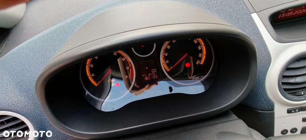 Opel Corsa - 7