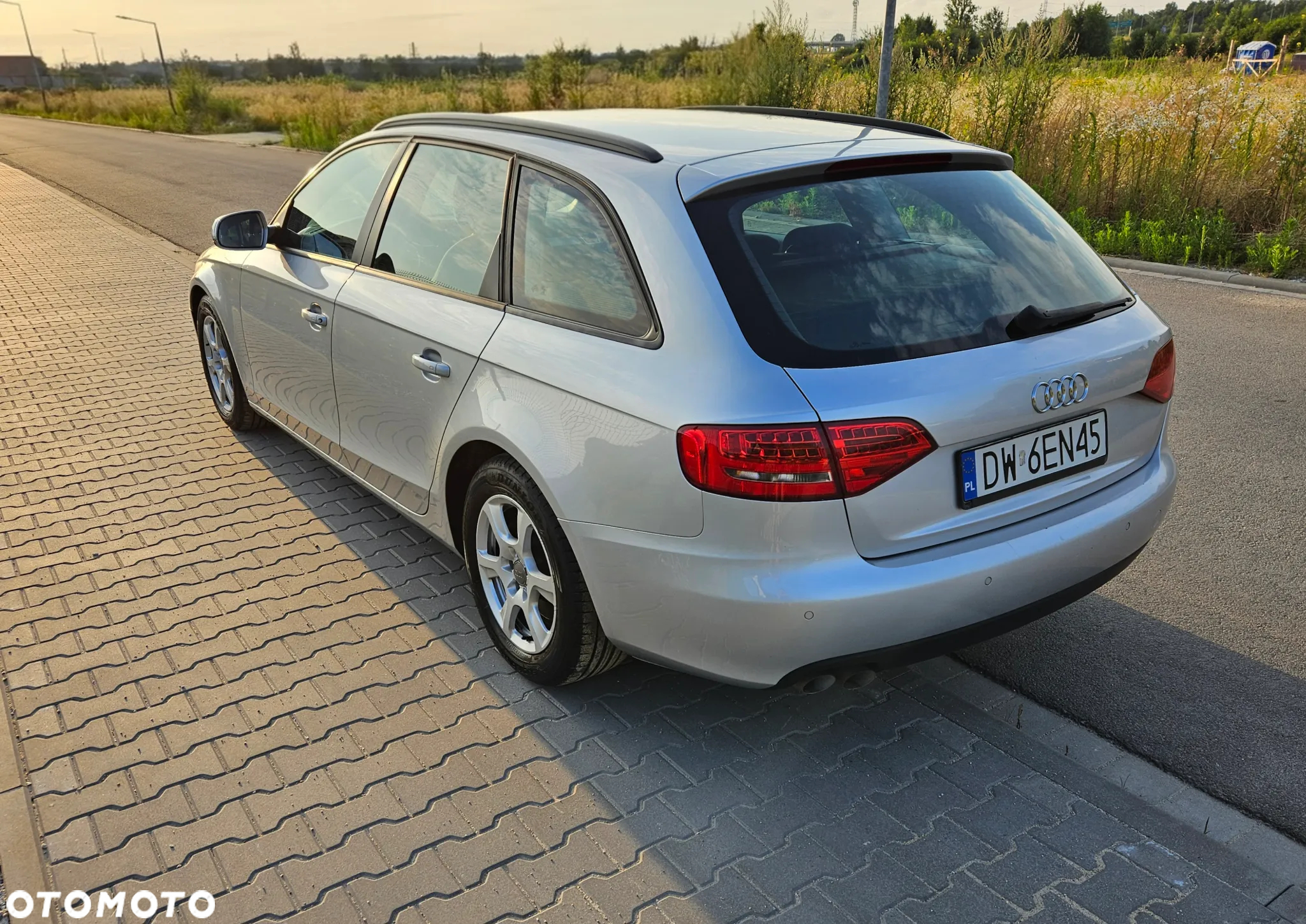 Audi A4 Avant 2.0 TDI e DPF Attraction - 4