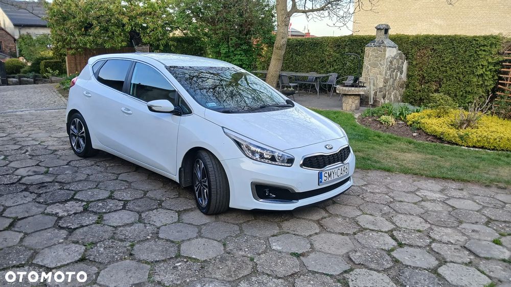 Kia Ceed 1.6 CRDi L Business Line - 1