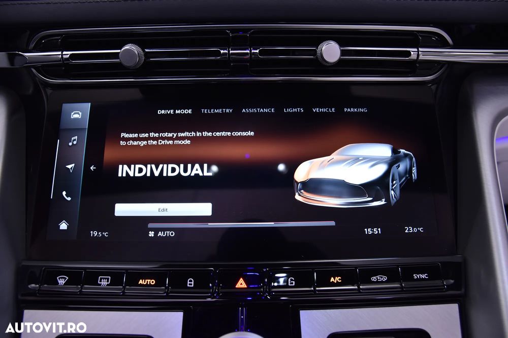 Aston Martin DB12 Volante - 30