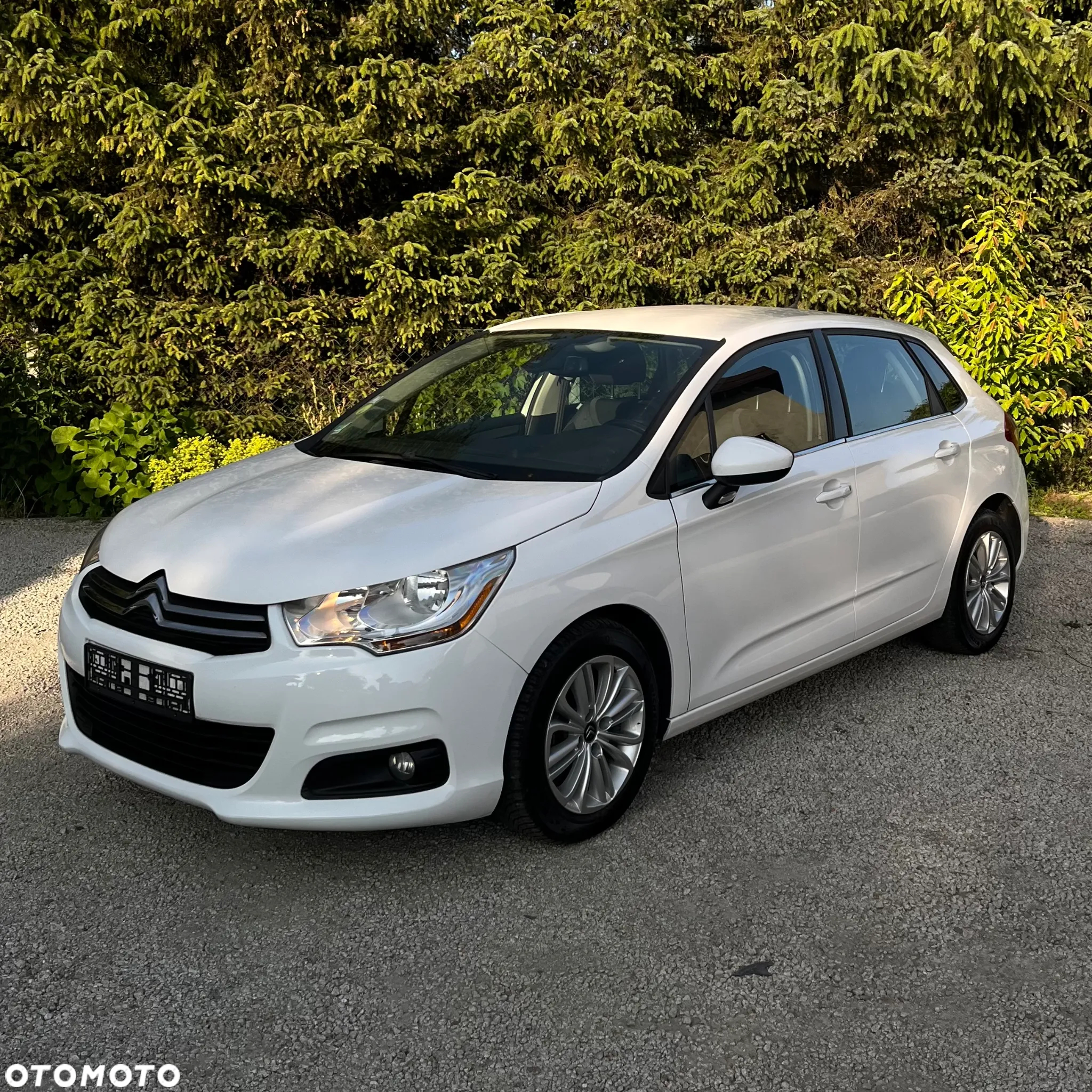 Citroën C4 HDi 115 Attraction - 2